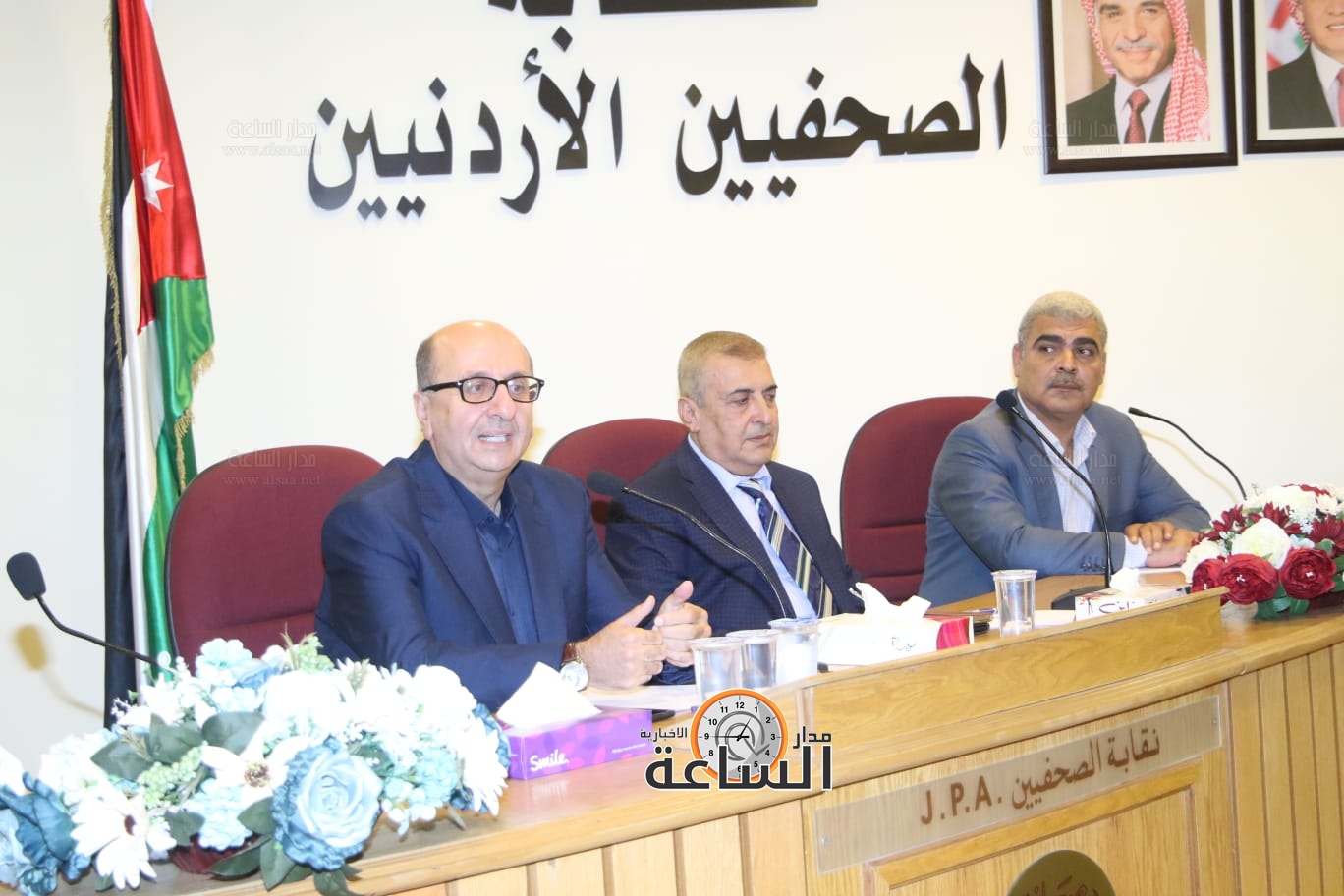 Madar Al-Saa Images 0.6651752329533878