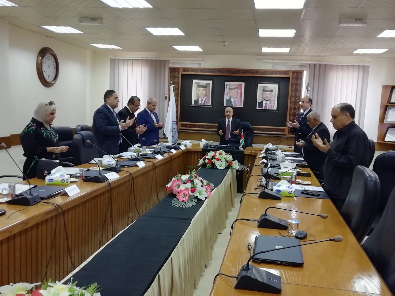 Madar Al-Saa Images 0.5084370088087387