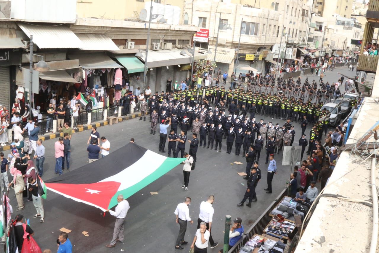 Madar Al-Saa Images 0.615803772897666