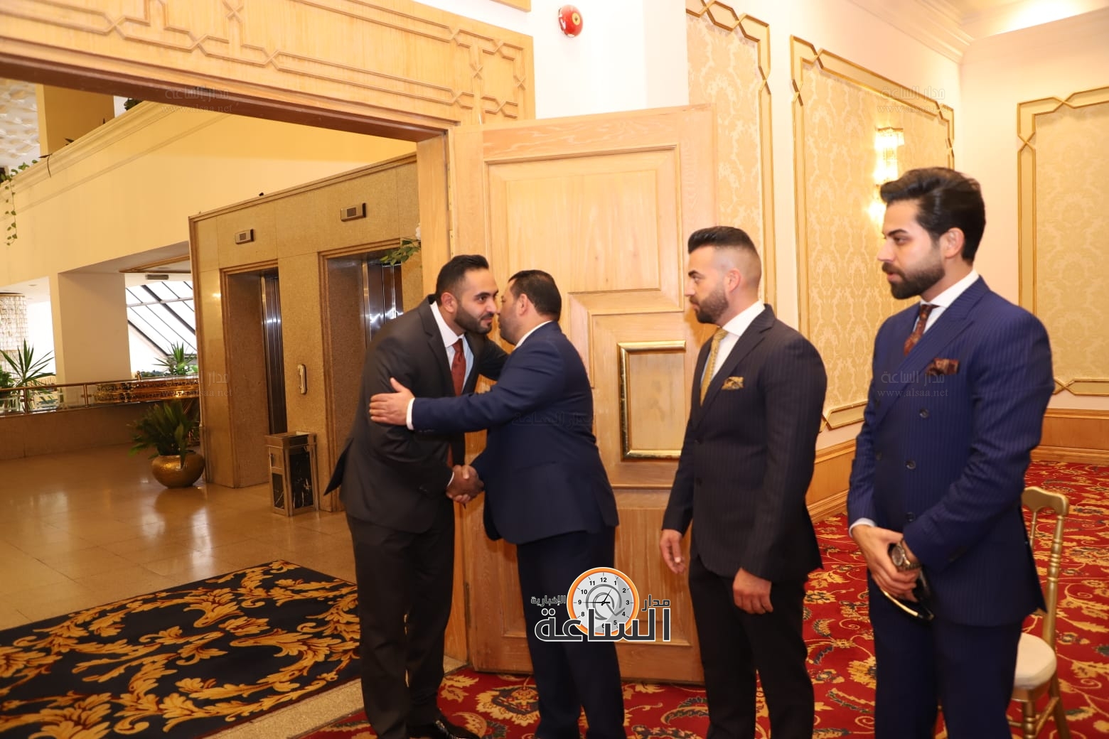 Madar Al-Saa Images 0.5002153358143457