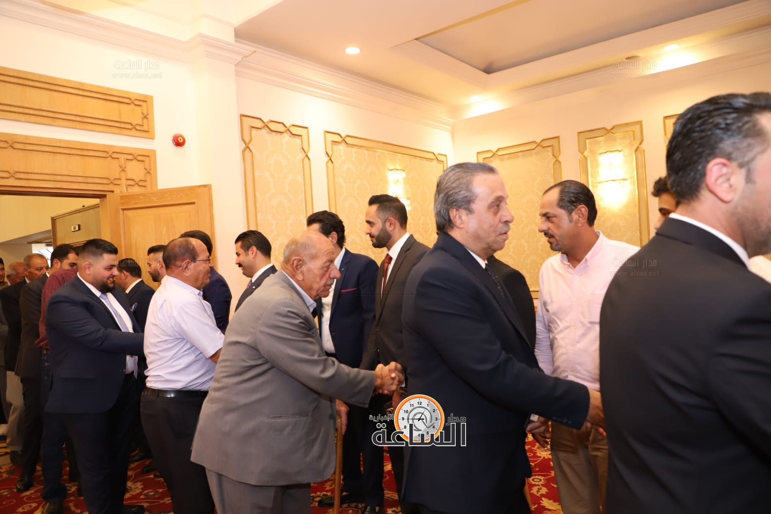 Madar Al-Saa Images 0.15975278260656922