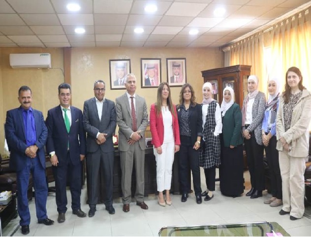 Madar Al-Saa Images 0.011839895659020439