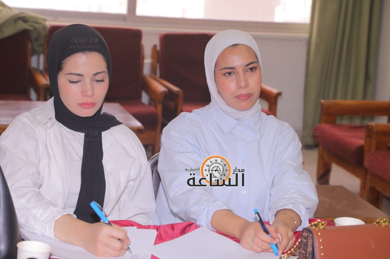 Madar Al-Saa Images 0.15368573396713425