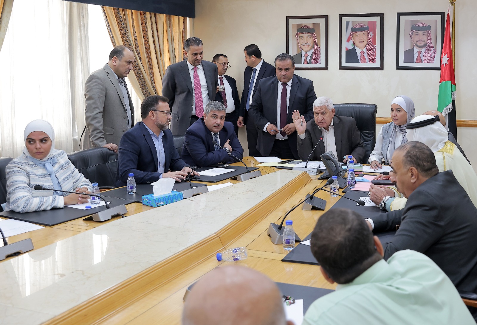 Madar Al-Saa Images 0.39729553040069465