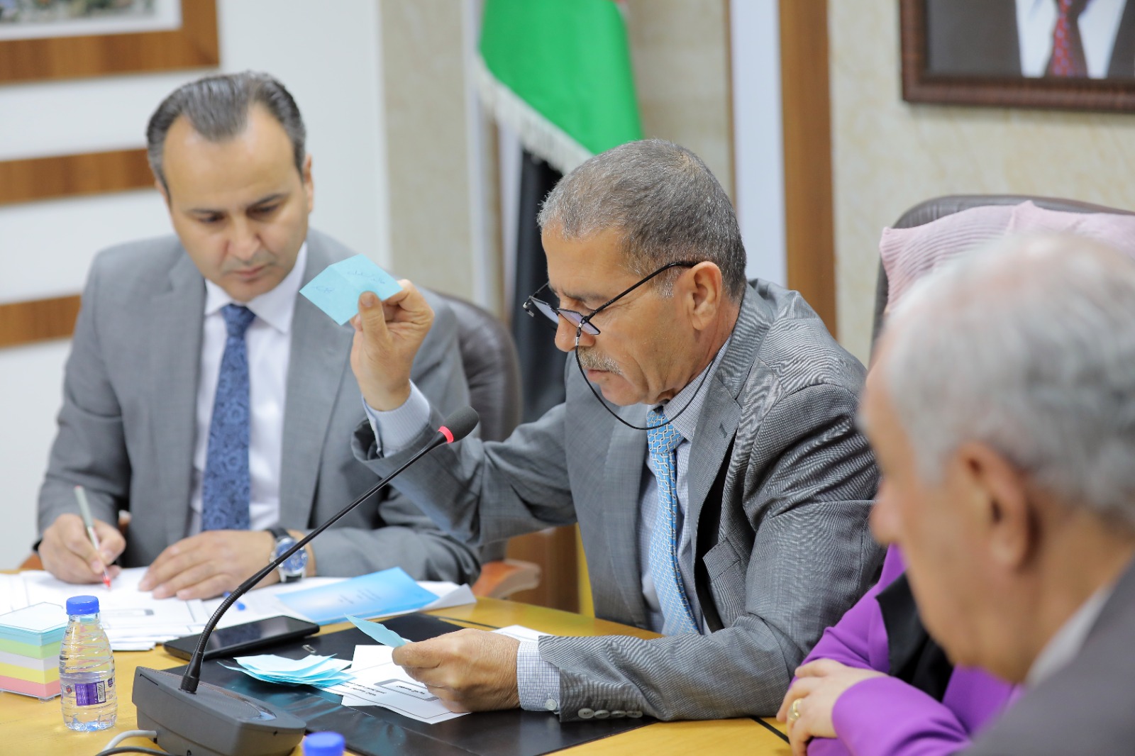 Madar Al-Saa Images 0.1897692738159309