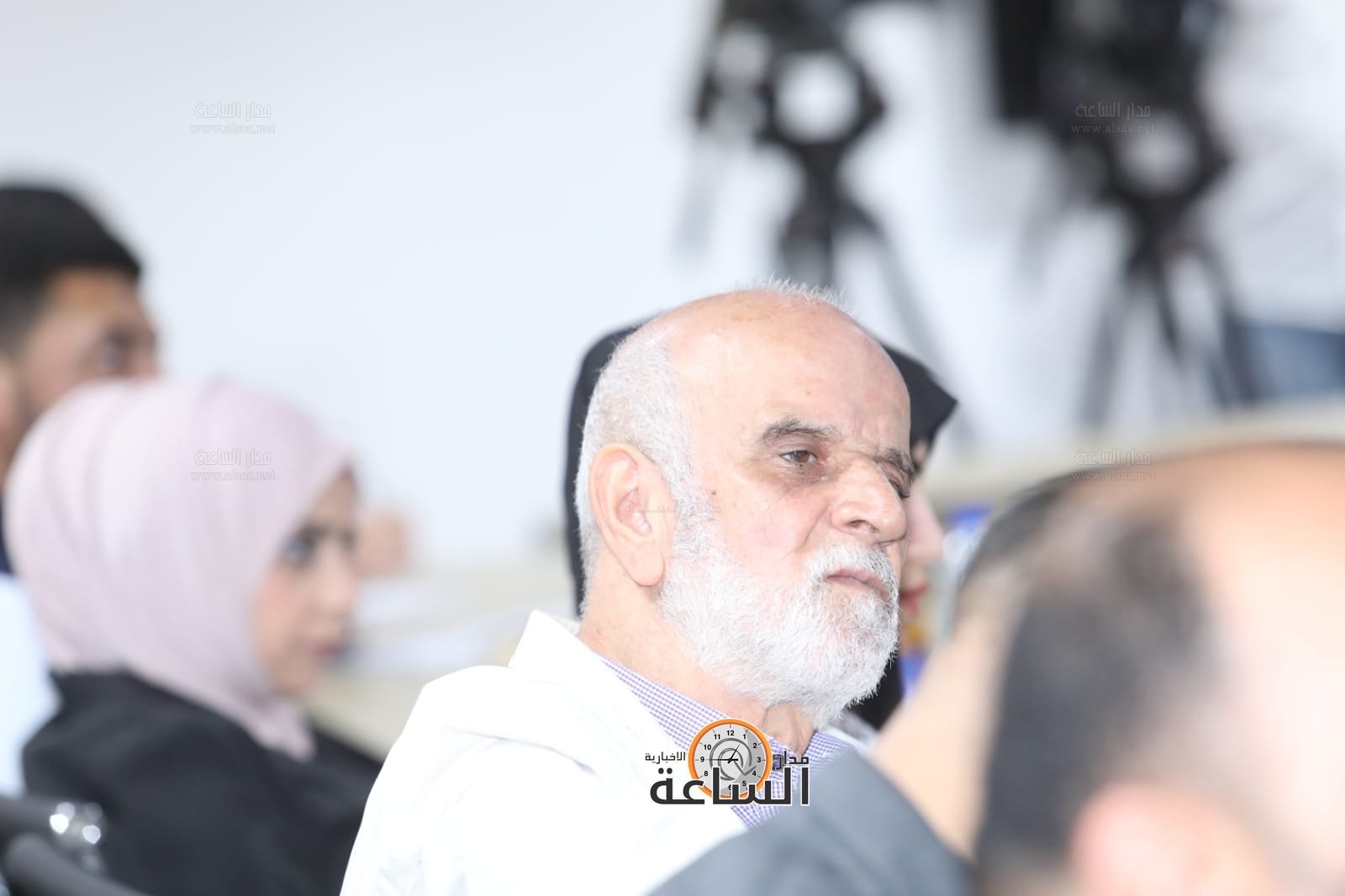 Madar Al-Saa Images 0.74304984364657