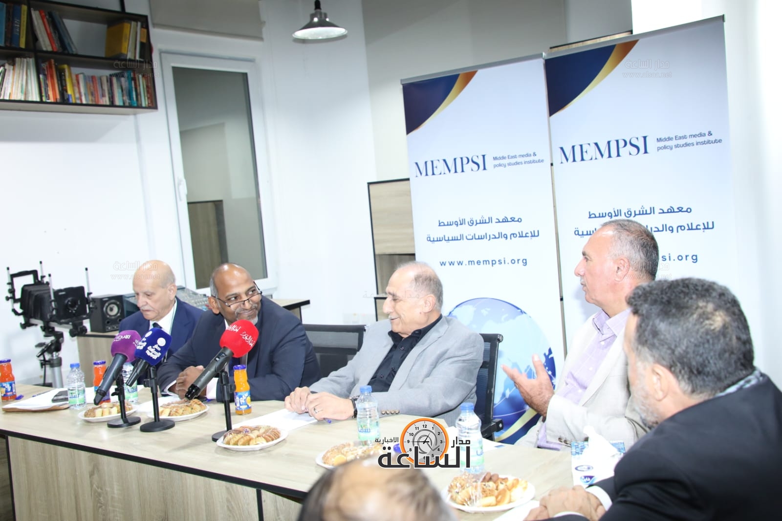 Madar Al-Saa Images 0.5653336791551526