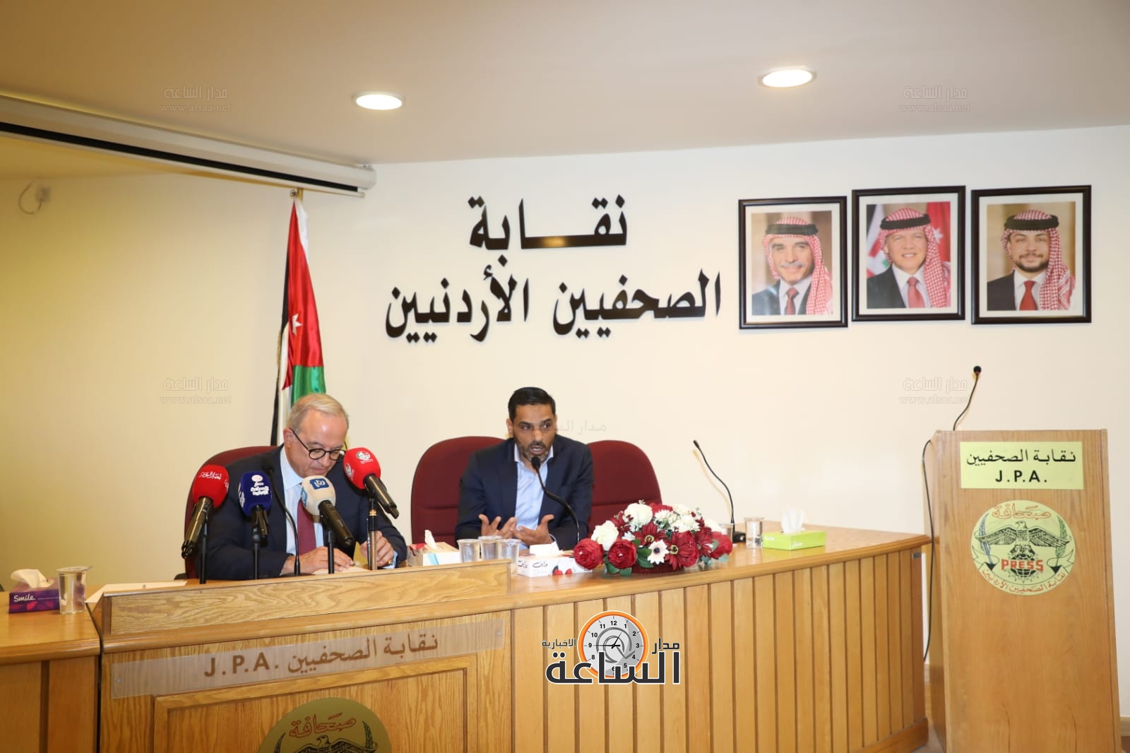 Madar Al-Saa Images 0.18064261969580686