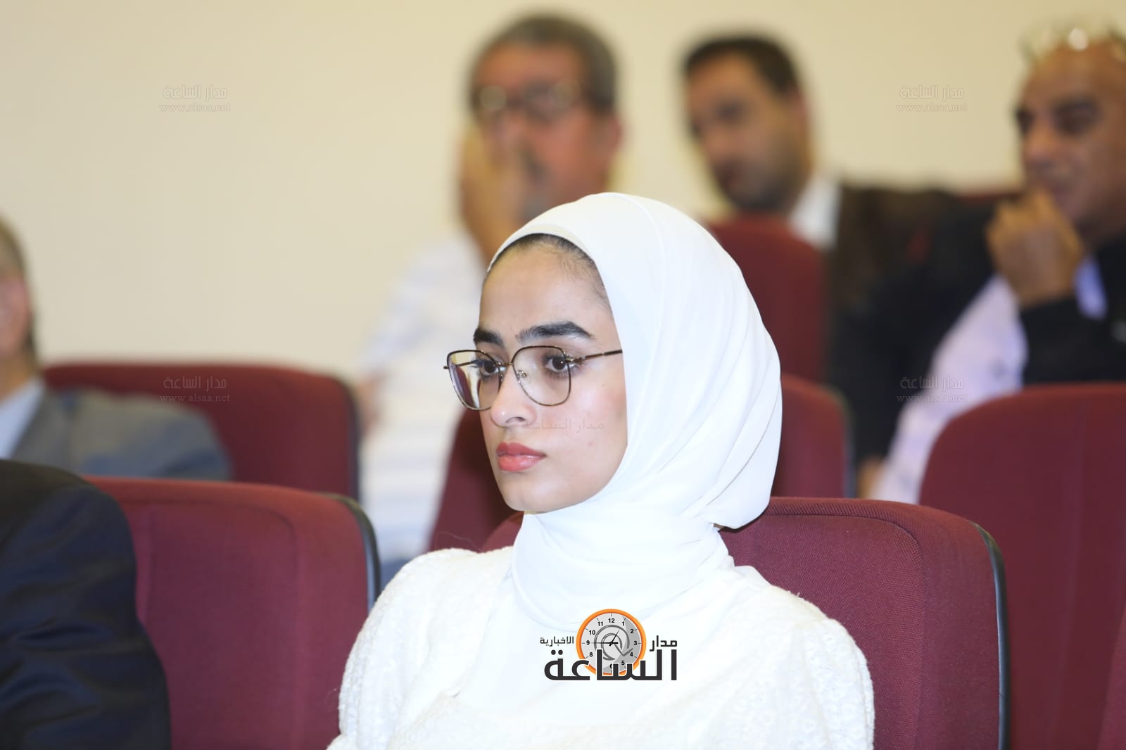 Madar Al-Saa Images 0.41014036862732883