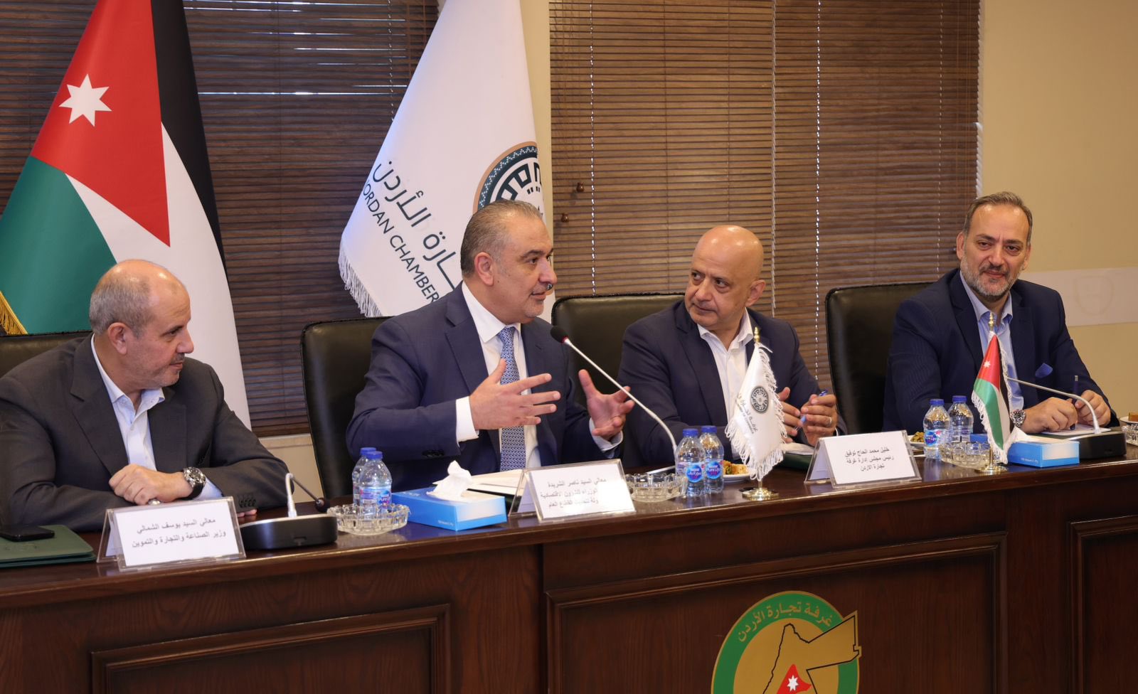 Madar Al-Saa Images 0.339554029812146