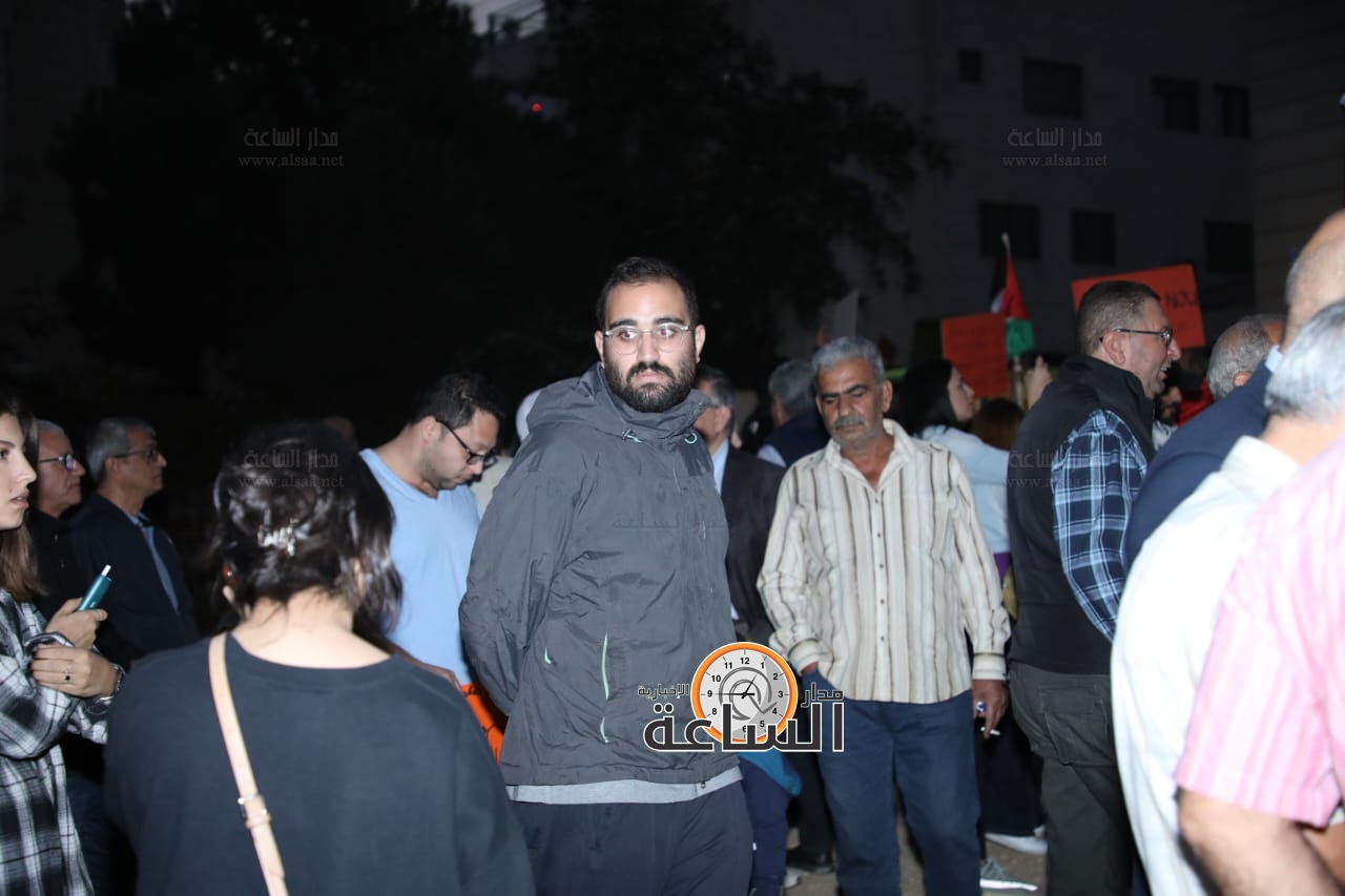 Madar Al-Saa Images 0.16071314734358477