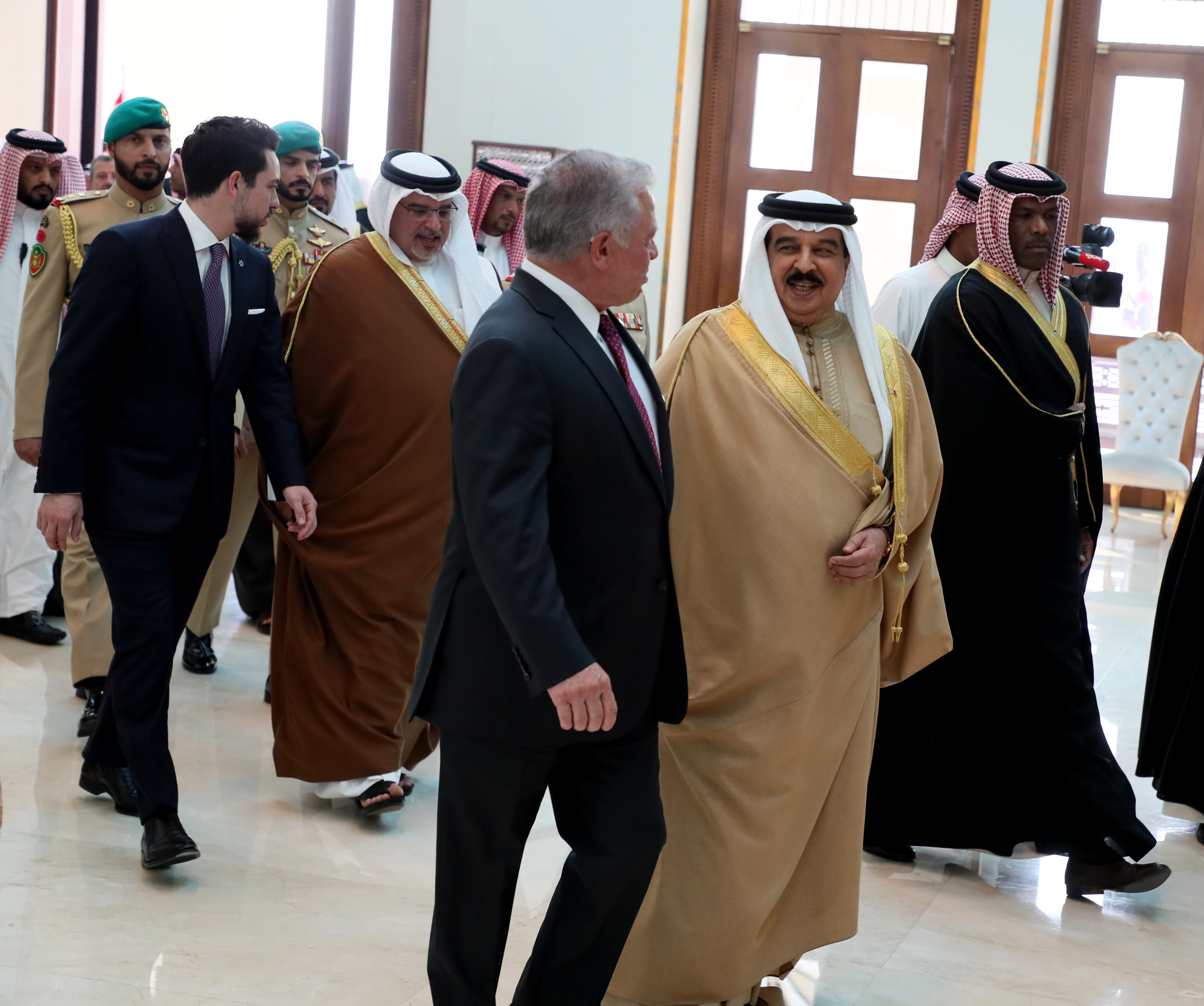 Madar Al-Saa Images 0.10050431807752092