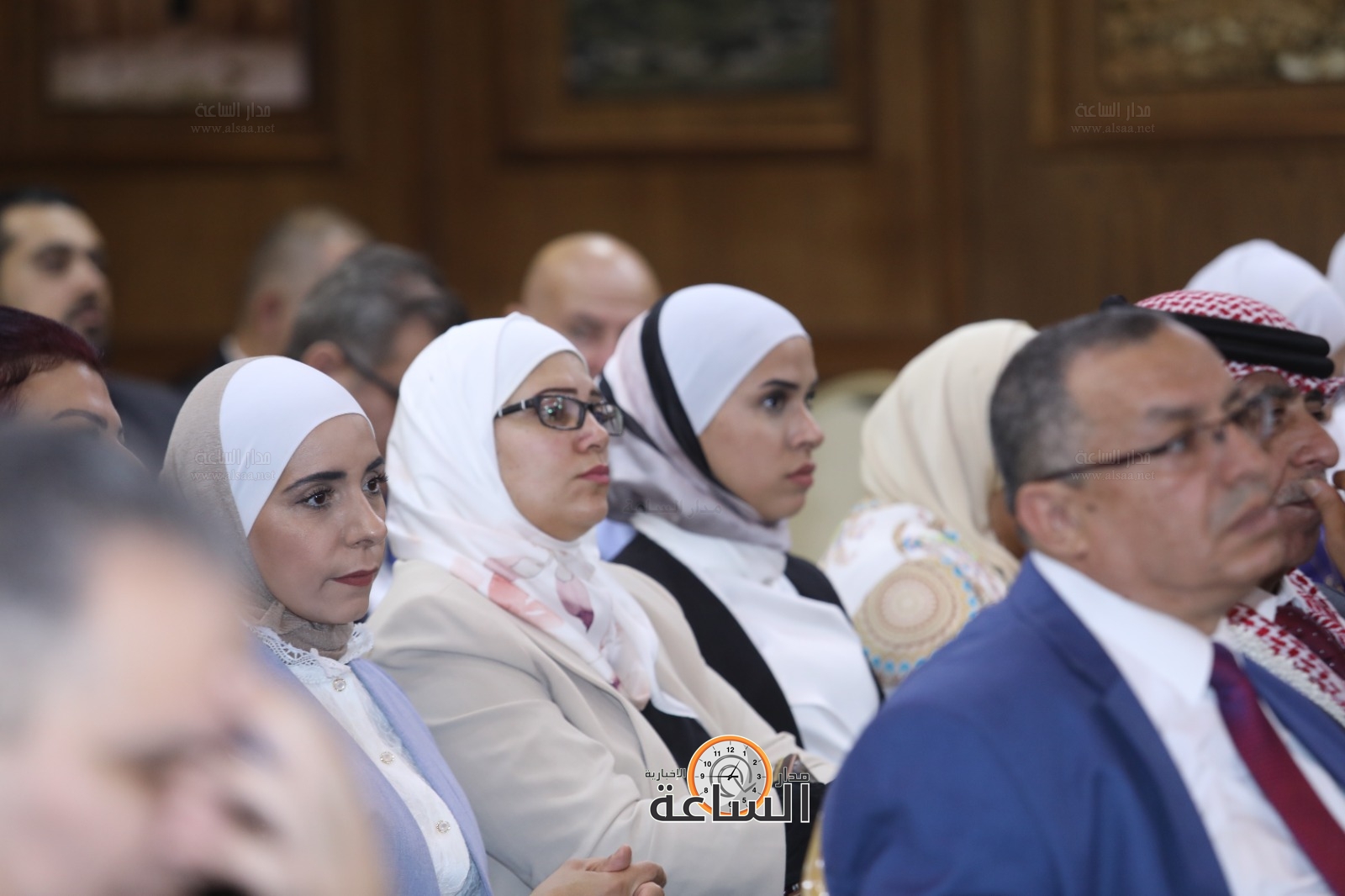 Madar Al-Saa Images 0.5933805423230067