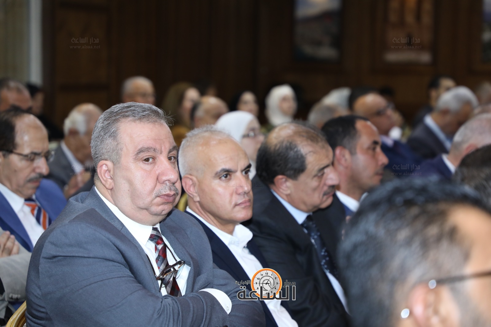 Madar Al-Saa Images 0.542733086800234