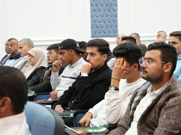 Madar Al-Saa Images 0.843734340584205