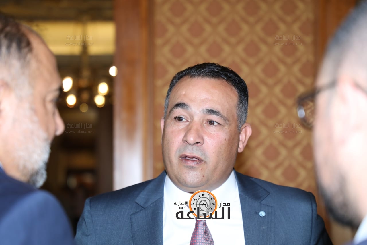 Madar Al-Saa Images 0.35270029038871775