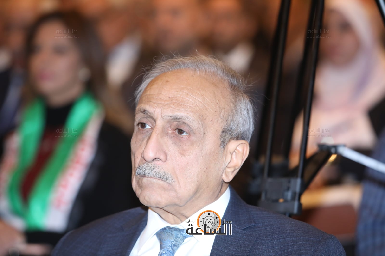 Madar Al-Saa Images 0.0296236143625348