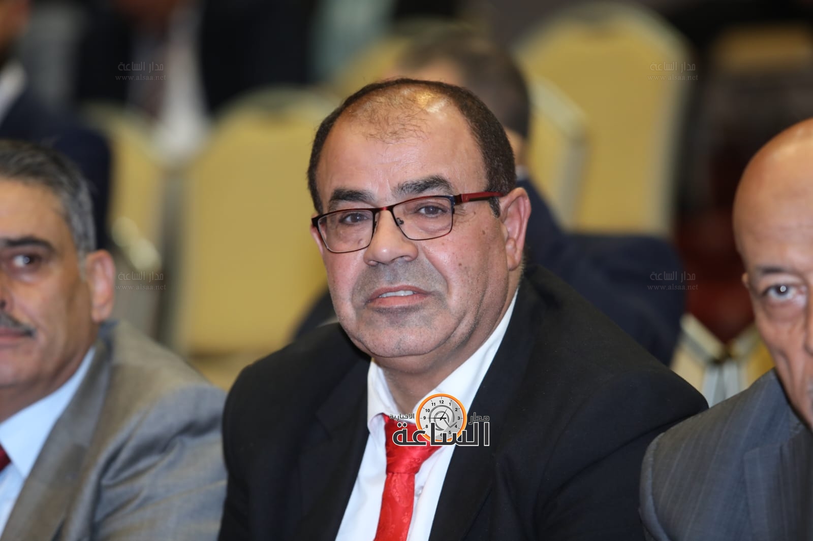 Madar Al-Saa Images 0.8191230825466942