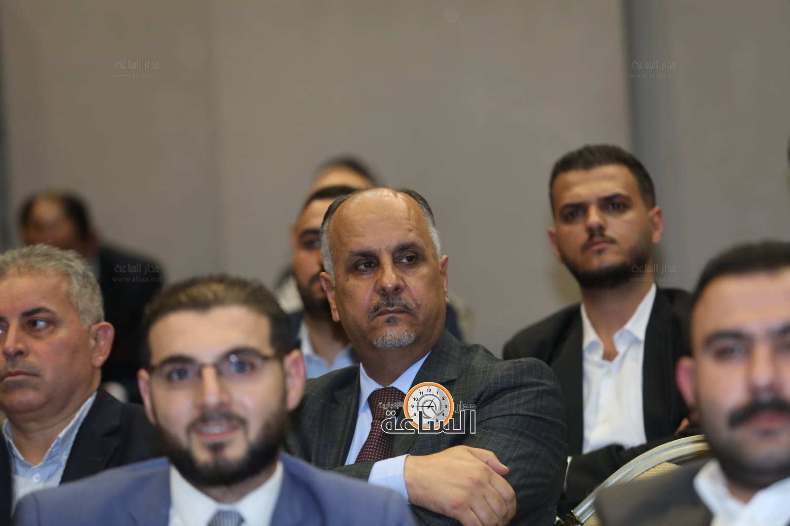 Madar Al-Saa Images 0.8992732595304602