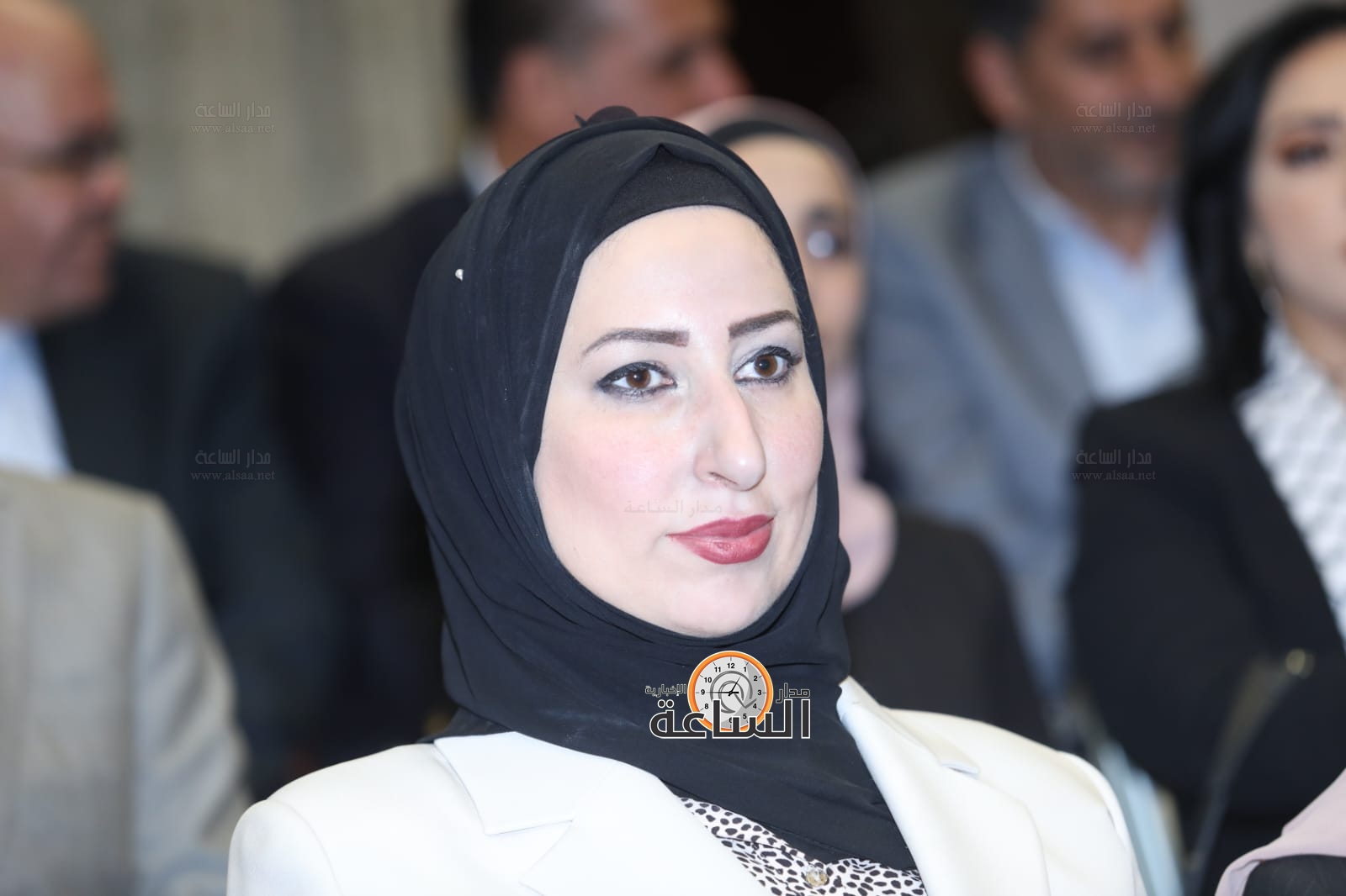 Madar Al-Saa Images 0.7981838551086651