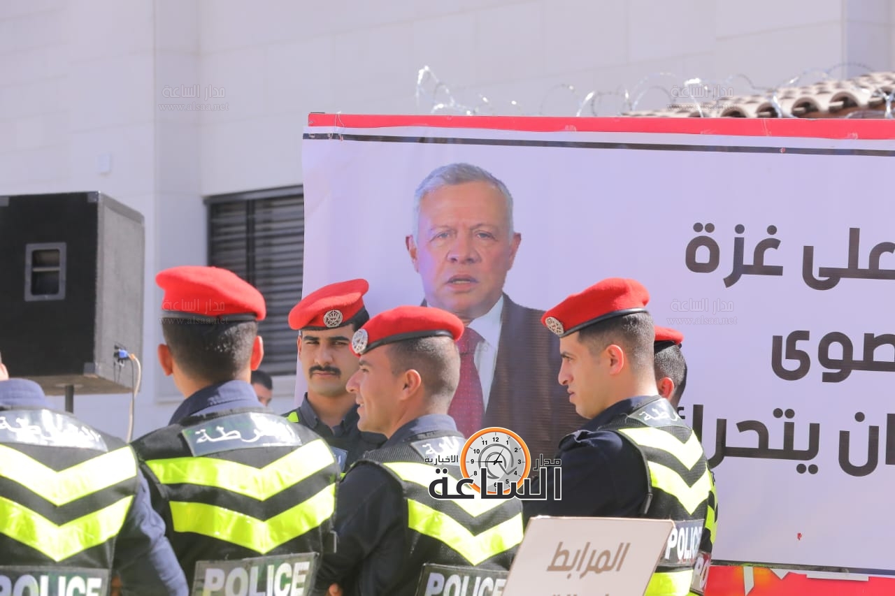 Madar Al-Saa Images 0.4998142077207166