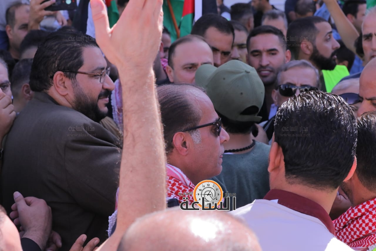 Madar Al-Saa Images 0.1144982083245003