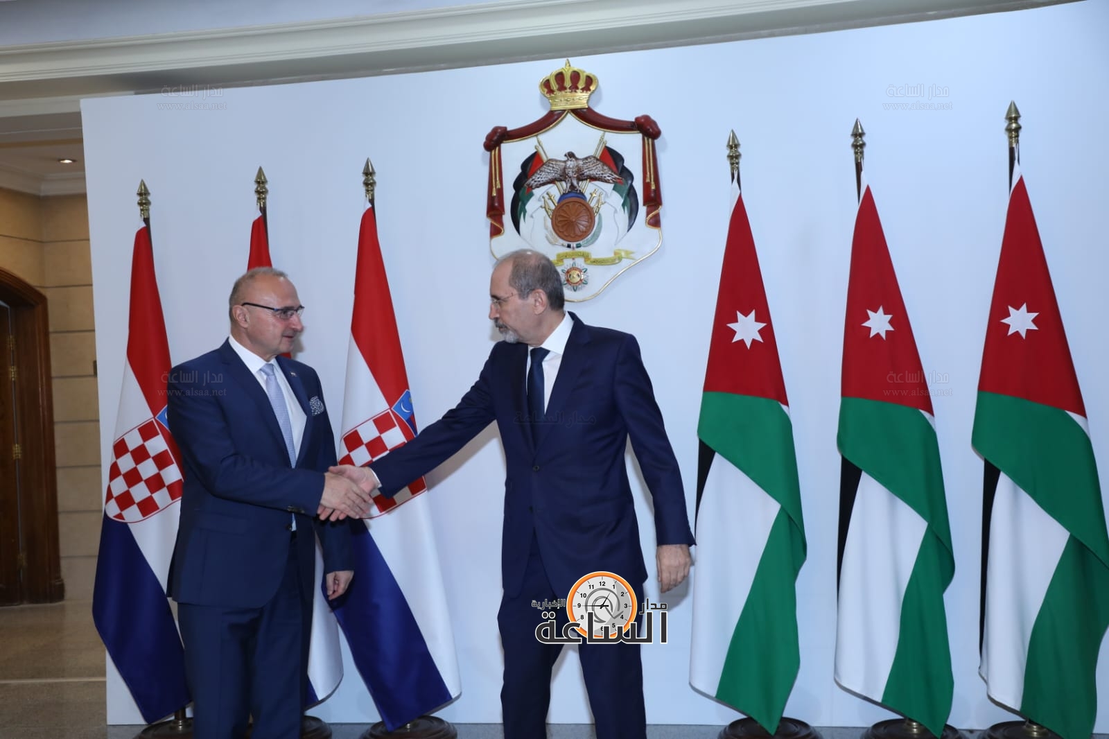 Madar Al-Saa Images 0.6848958509301177