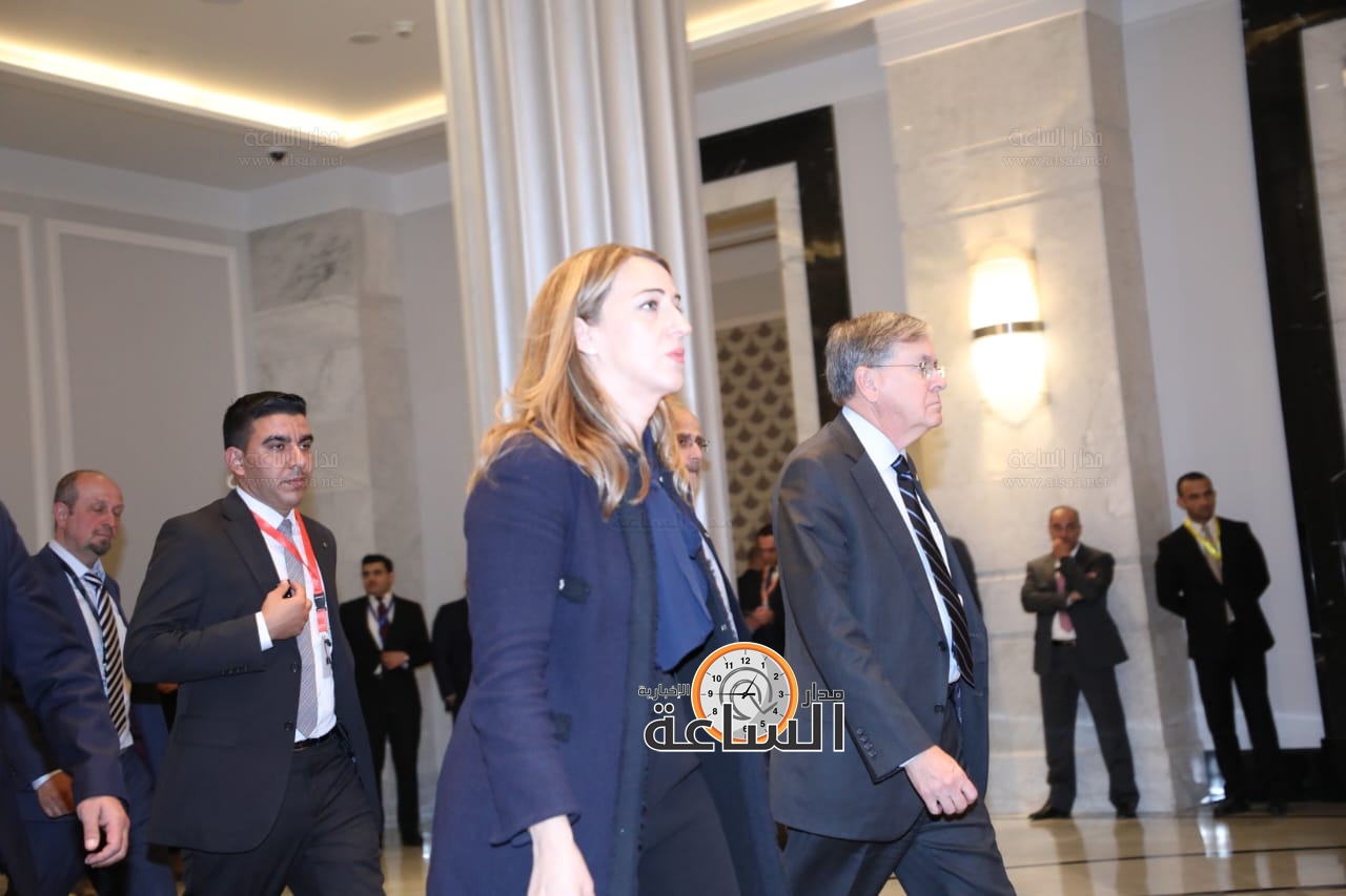 Madar Al-Saa Images 0.2079713279912565