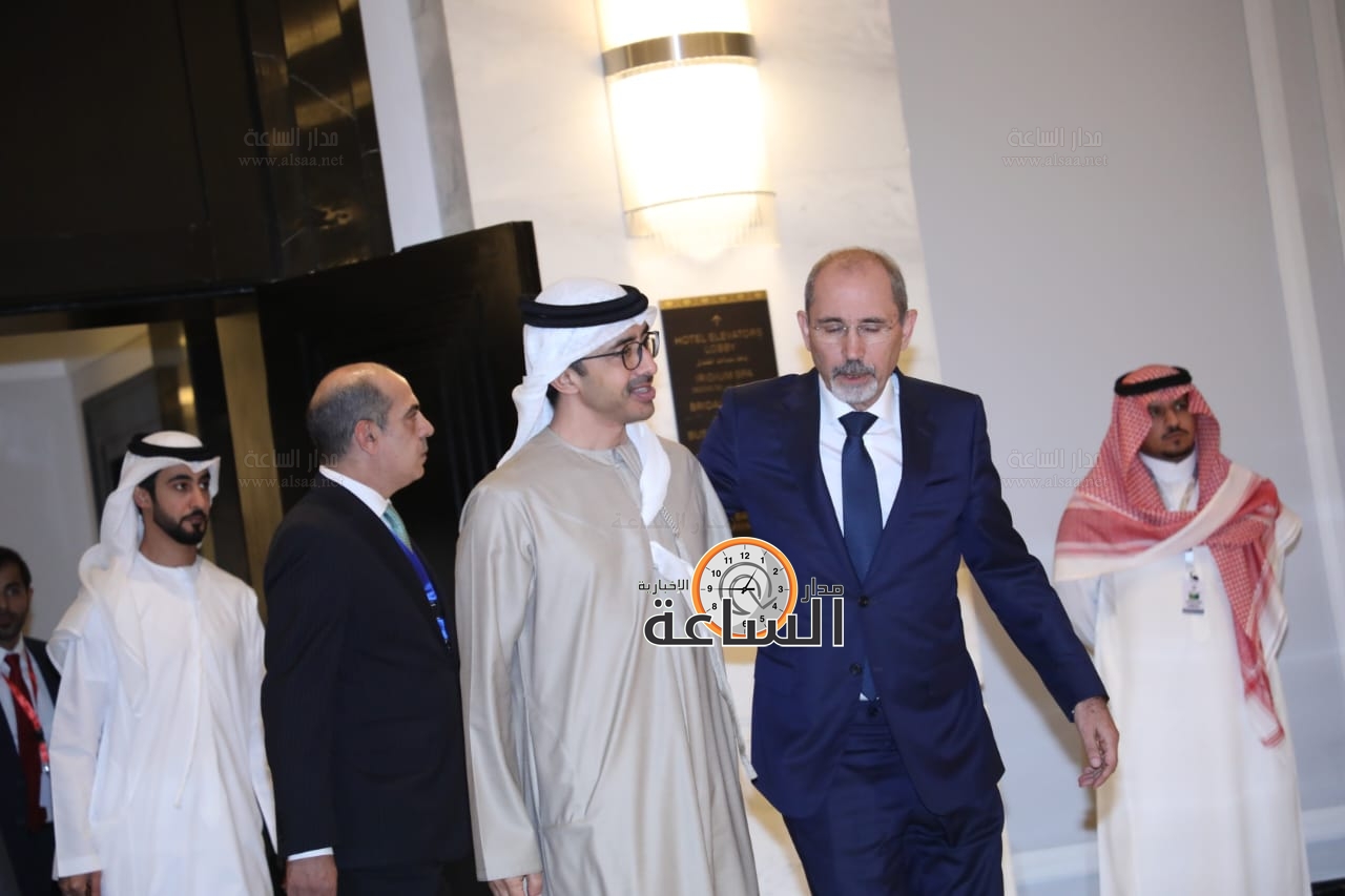 Madar Al-Saa Images 0.132615930442207