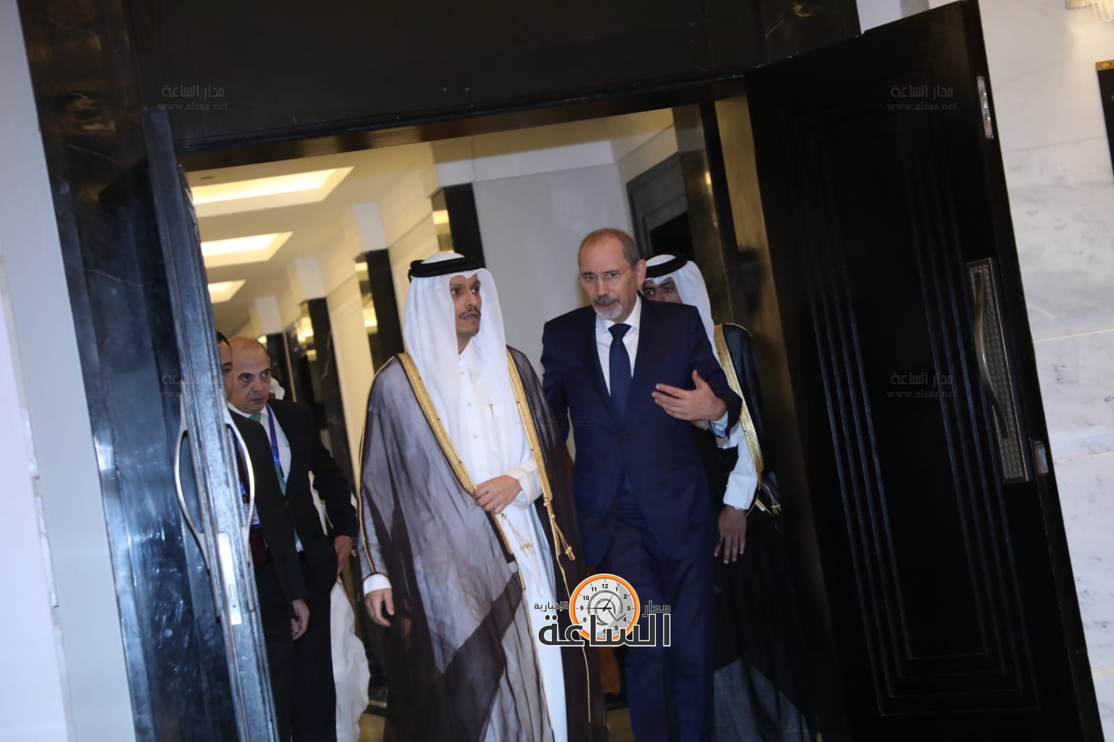 Madar Al-Saa Images 0.9379644680969295