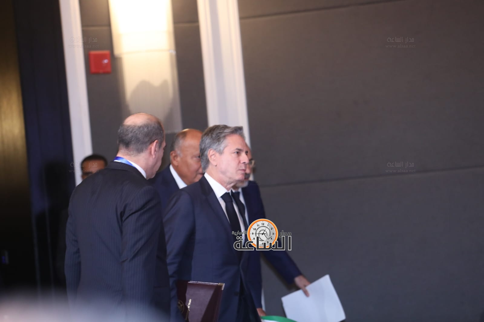 Madar Al-Saa Images 0.36445587026175286