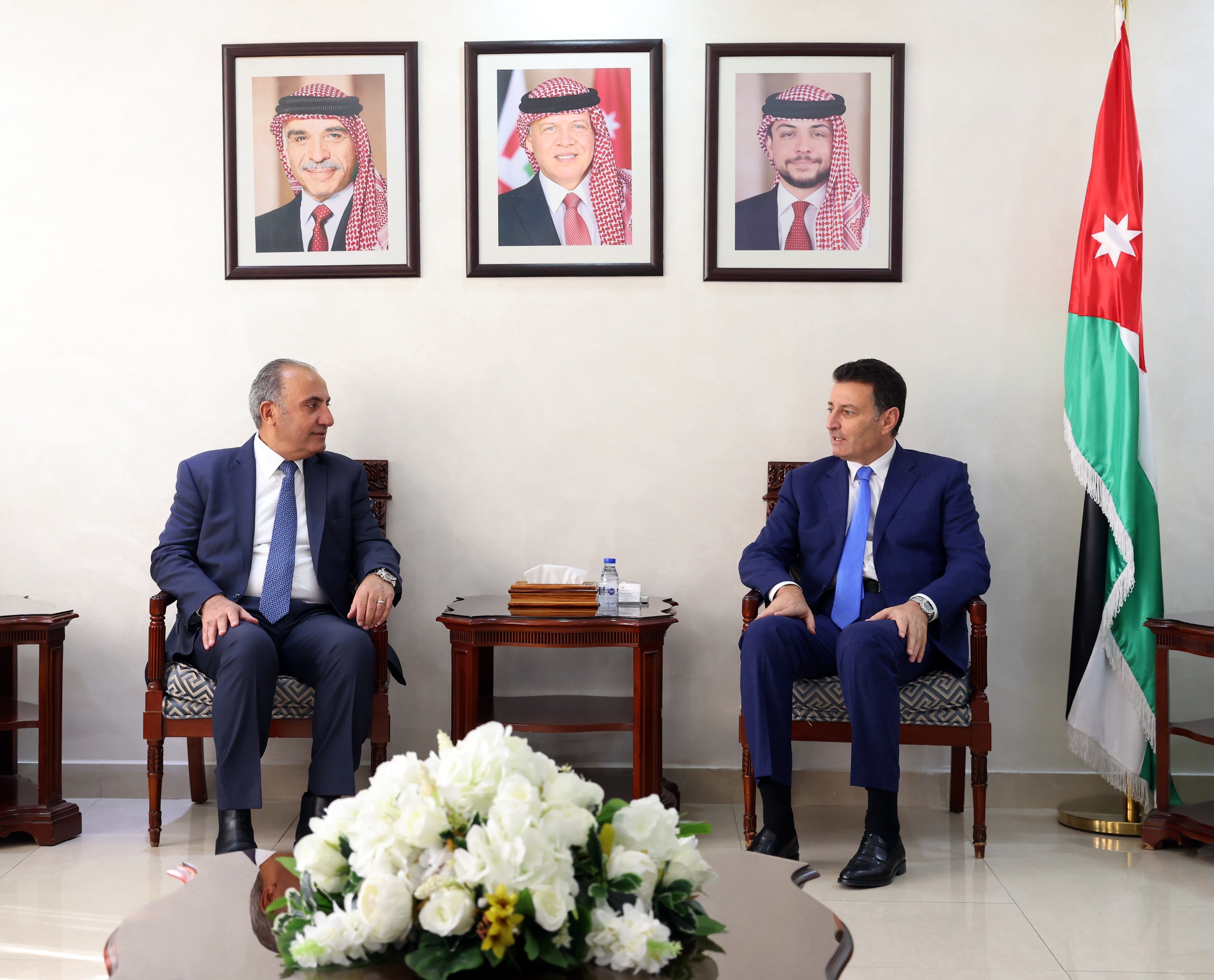 Madar Al-Saa Images 0.6604209153302412