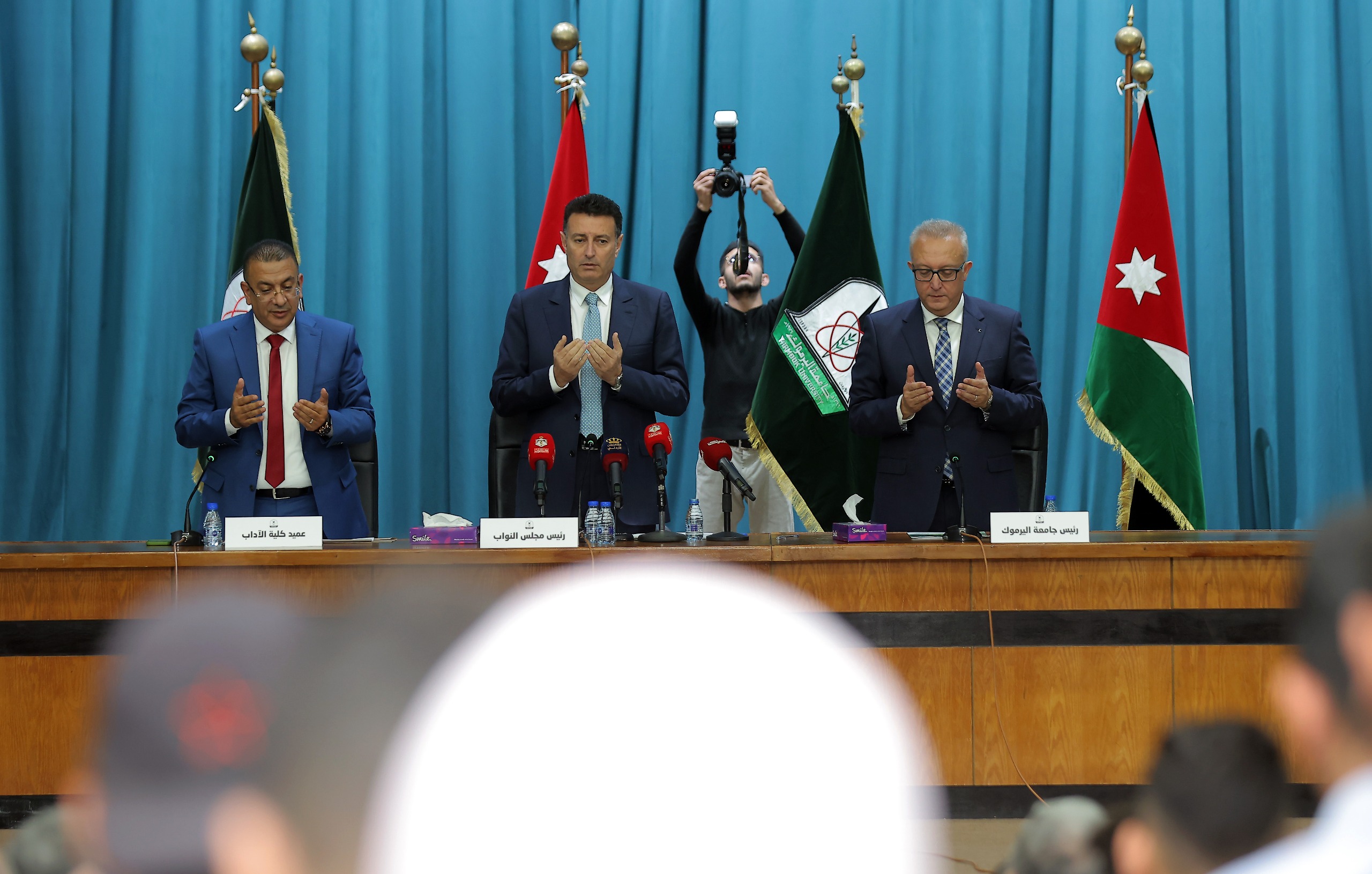 Madar Al-Saa Images 0.6112870357815932