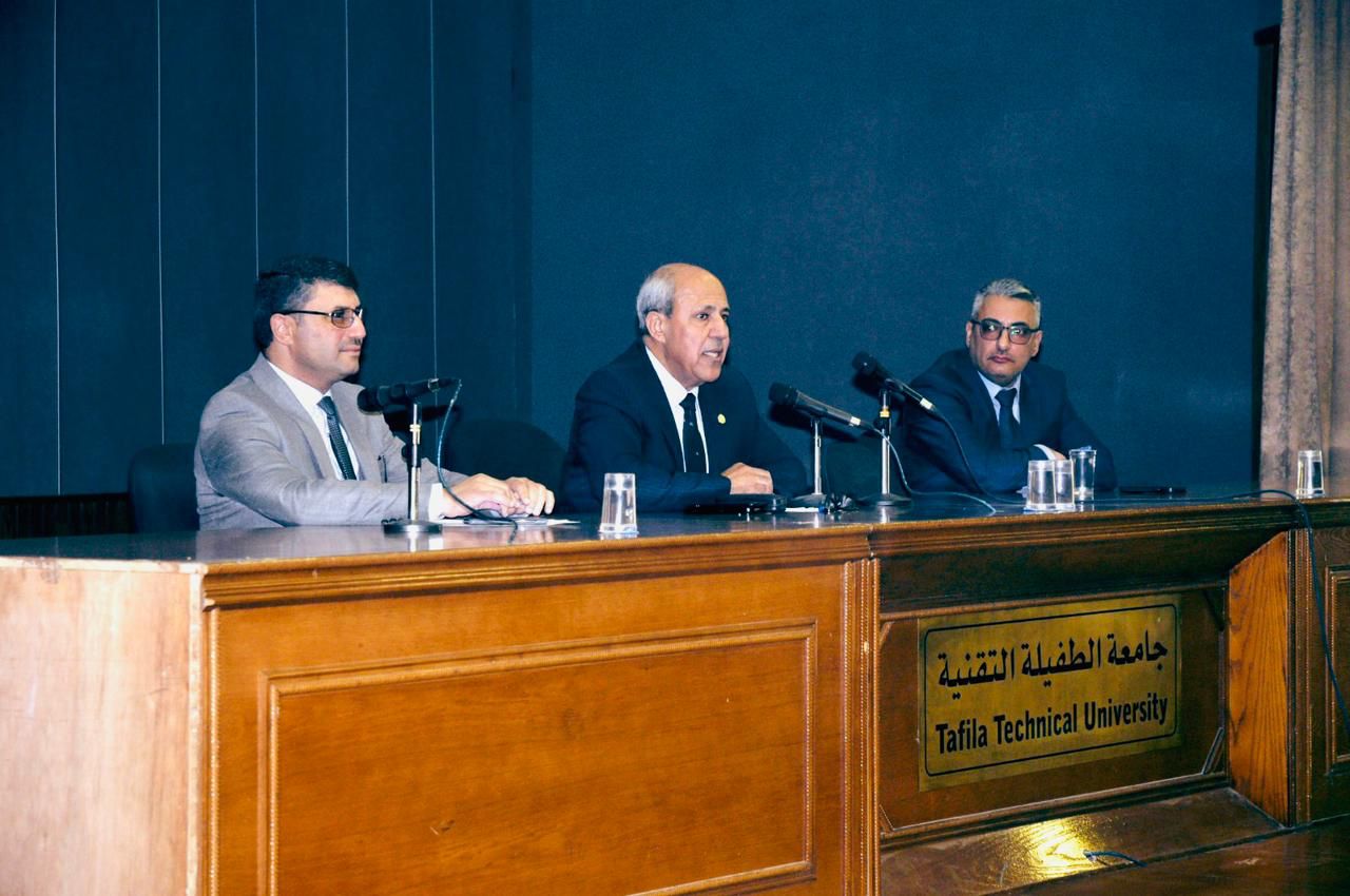 Madar Al-Saa Images 0.0714894049227639