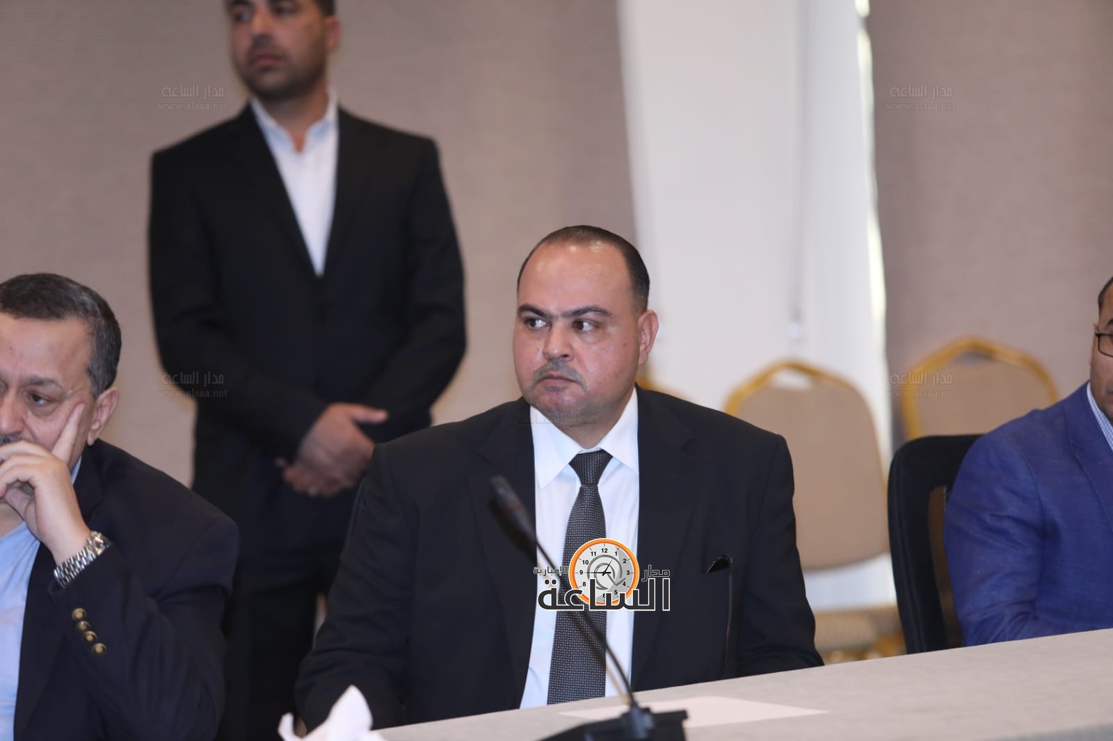 Madar Al-Saa Images 0.017116288889838627