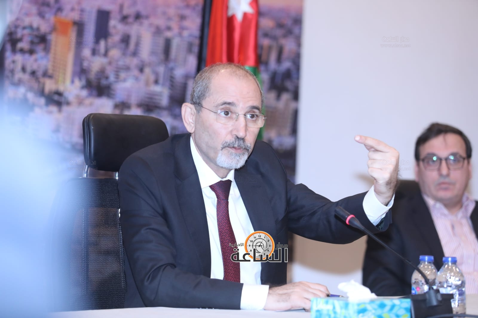 Madar Al-Saa Images 0.6044800780593593