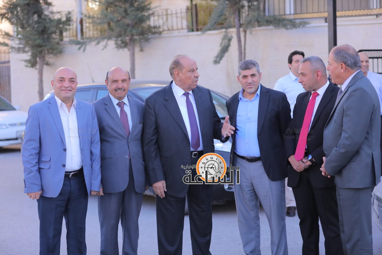 Madar Al-Saa Images 0.7853348365823303