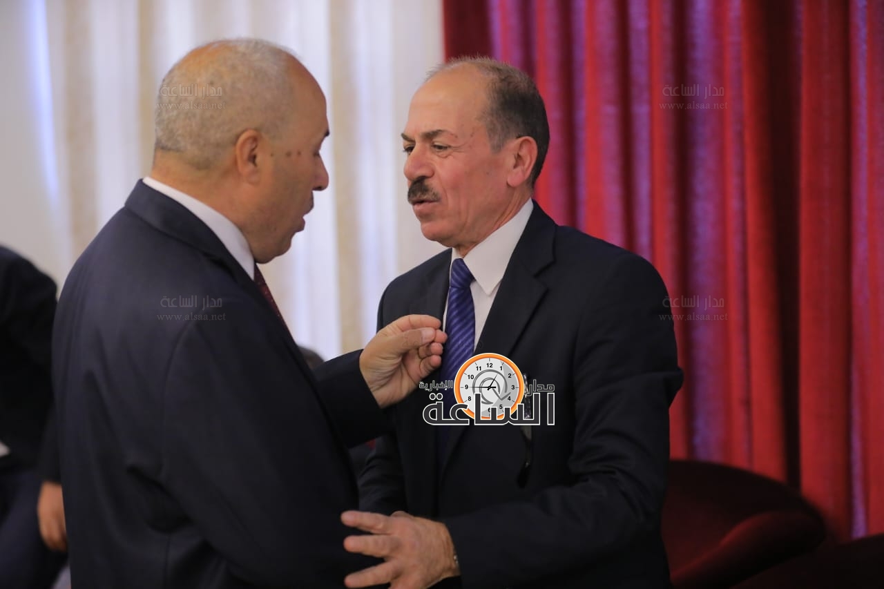 Madar Al-Saa Images 0.4843134990435143