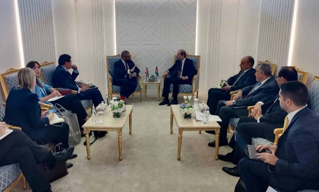 Madar Al-Saa Images 0.1119784394415757