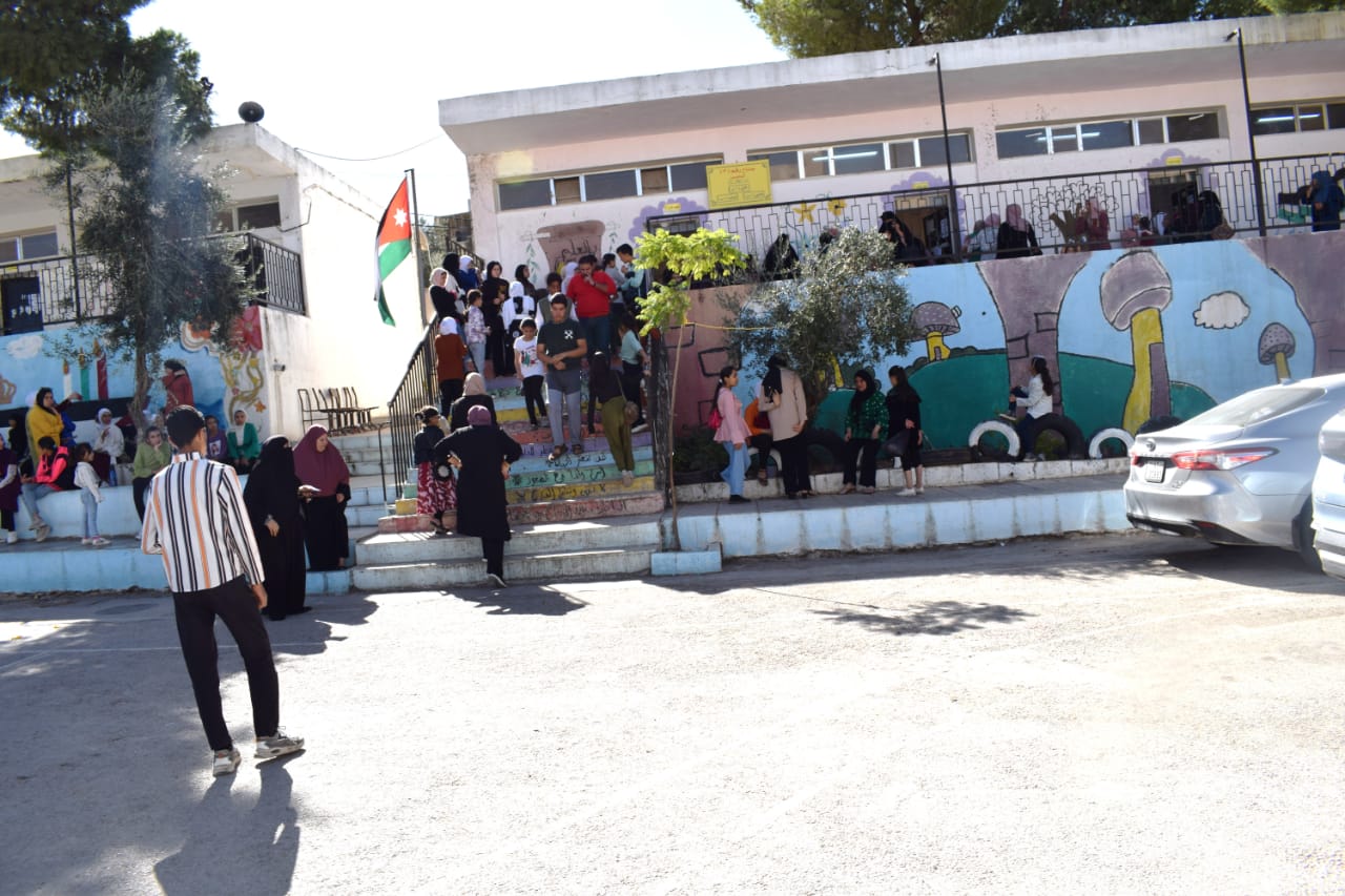 Madar Al-Saa Images 0.21885944834056326