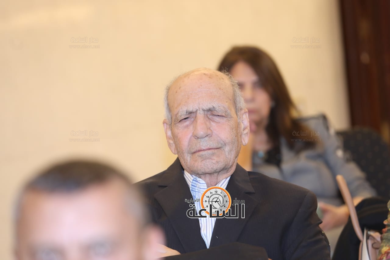 Madar Al-Saa Images 0.40842468508683116