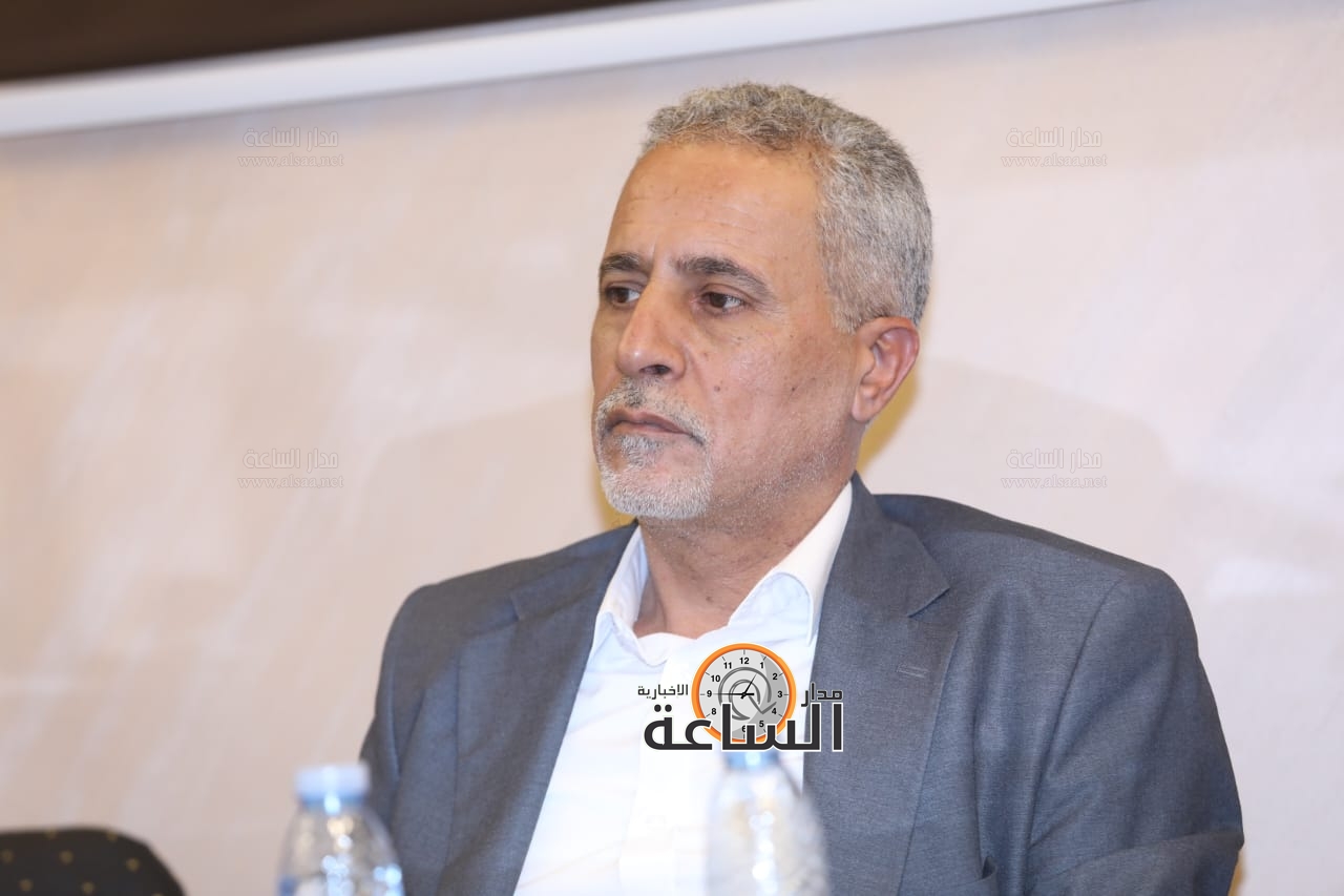 Madar Al-Saa Images 0.7069397896907805