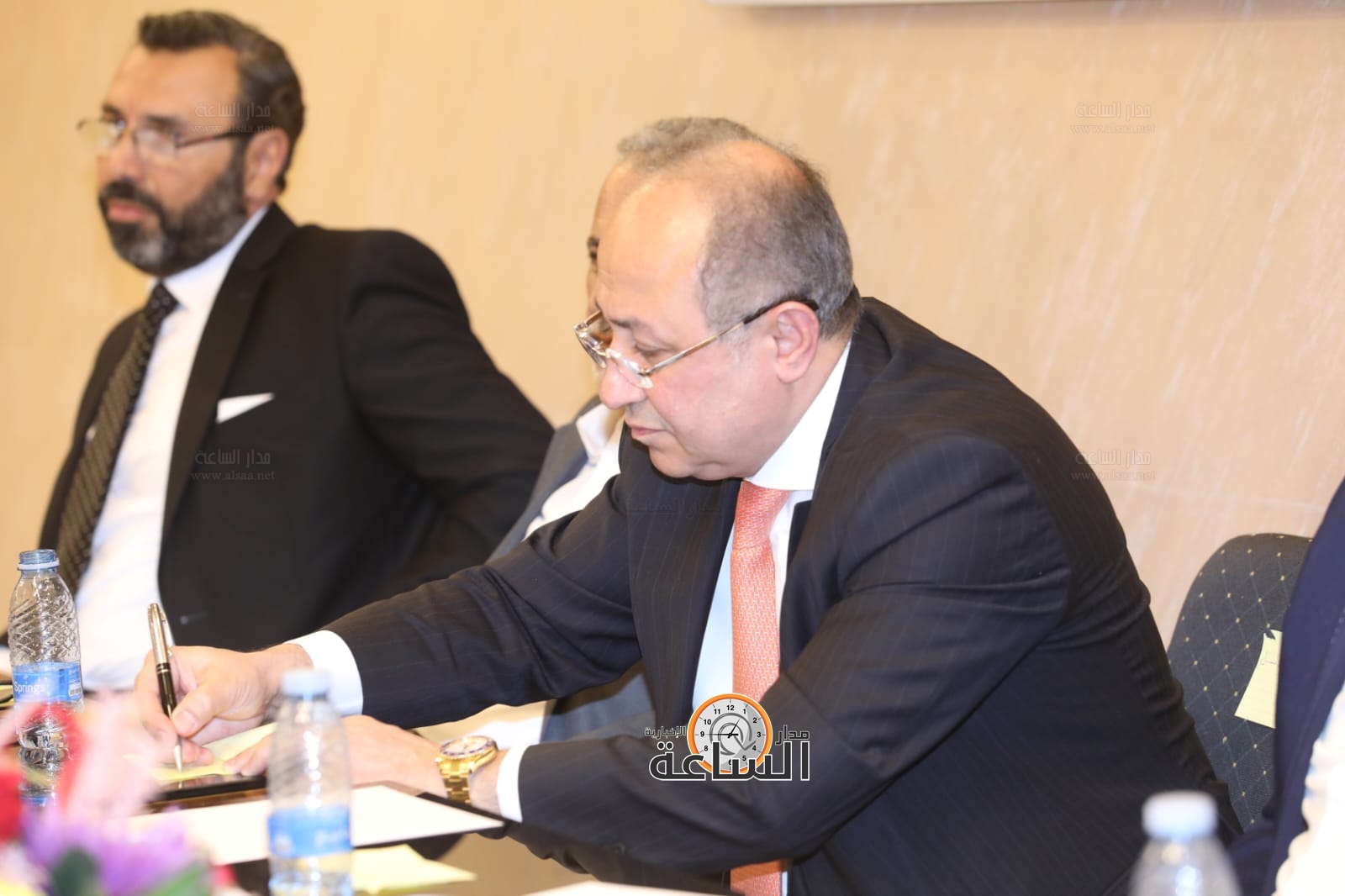 Madar Al-Saa Images 0.43256026831179817