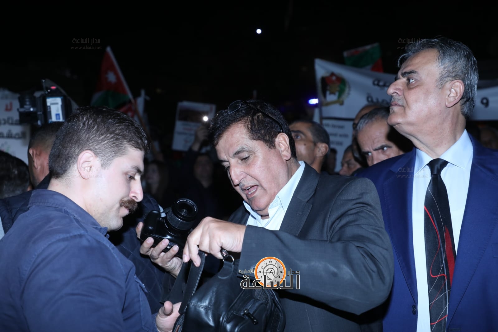 Madar Al-Saa Images 0.2127394846822448