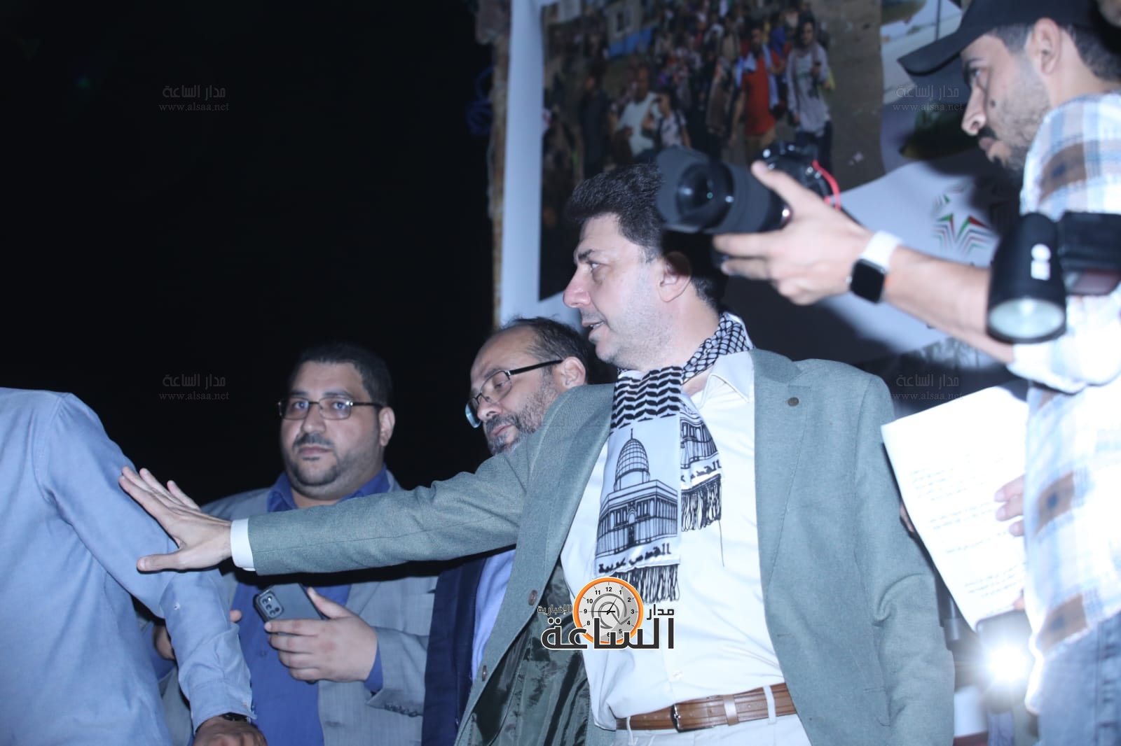 Madar Al-Saa Images 0.794616592230571