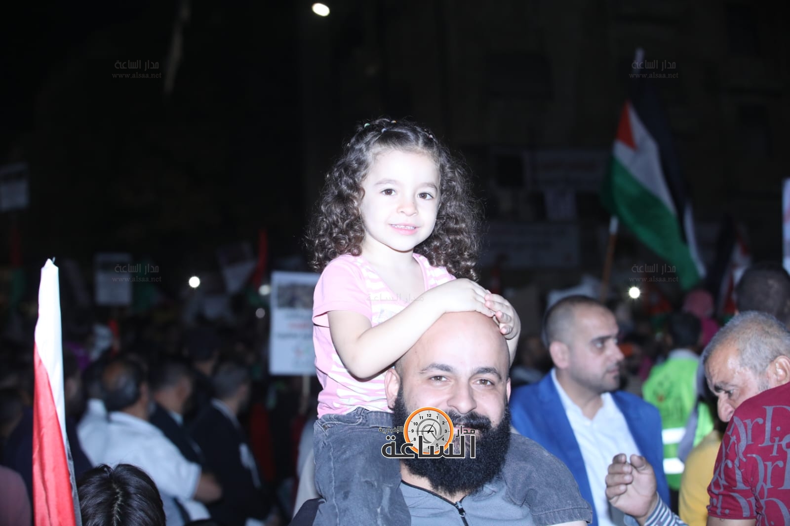 Madar Al-Saa Images 0.6215007215346078