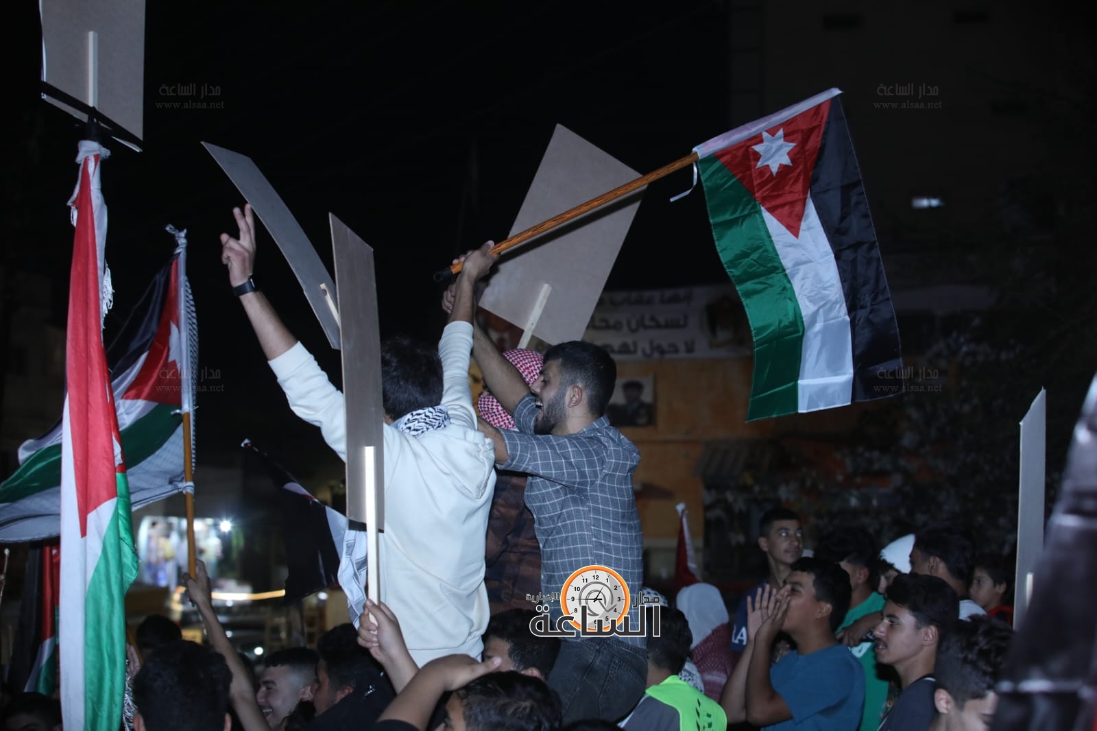 Madar Al-Saa Images 0.1588108377393458