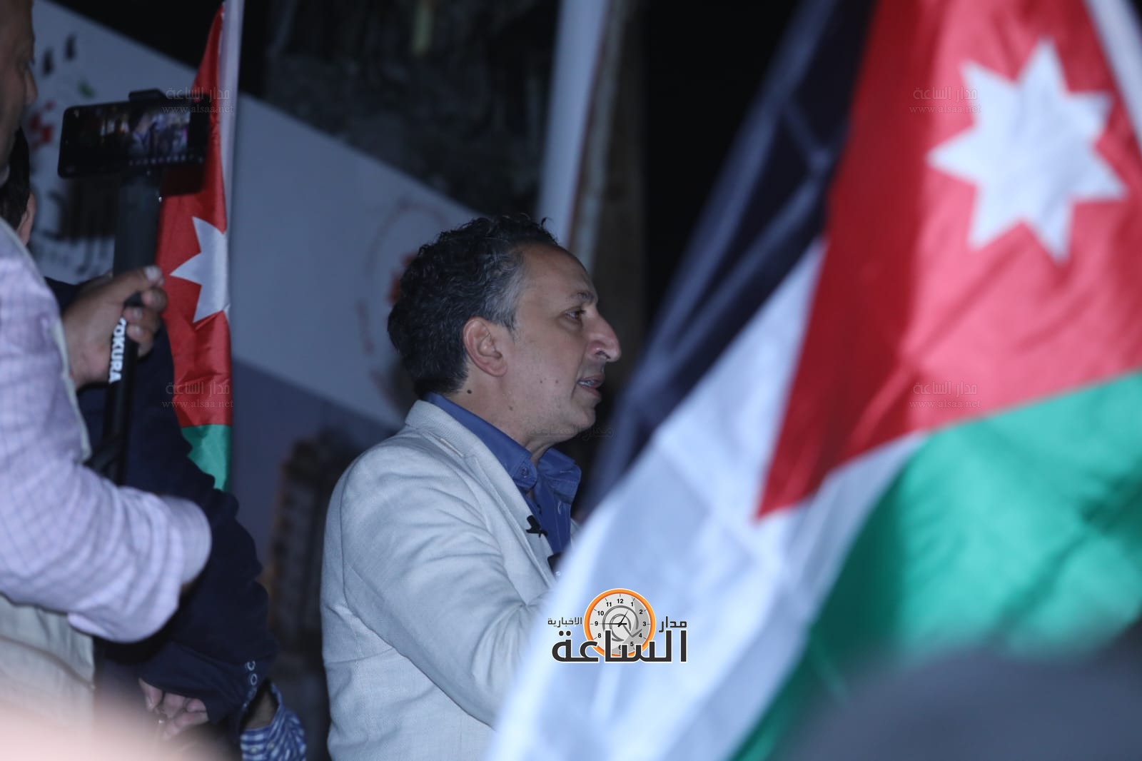 Madar Al-Saa Images 0.4185581555045872