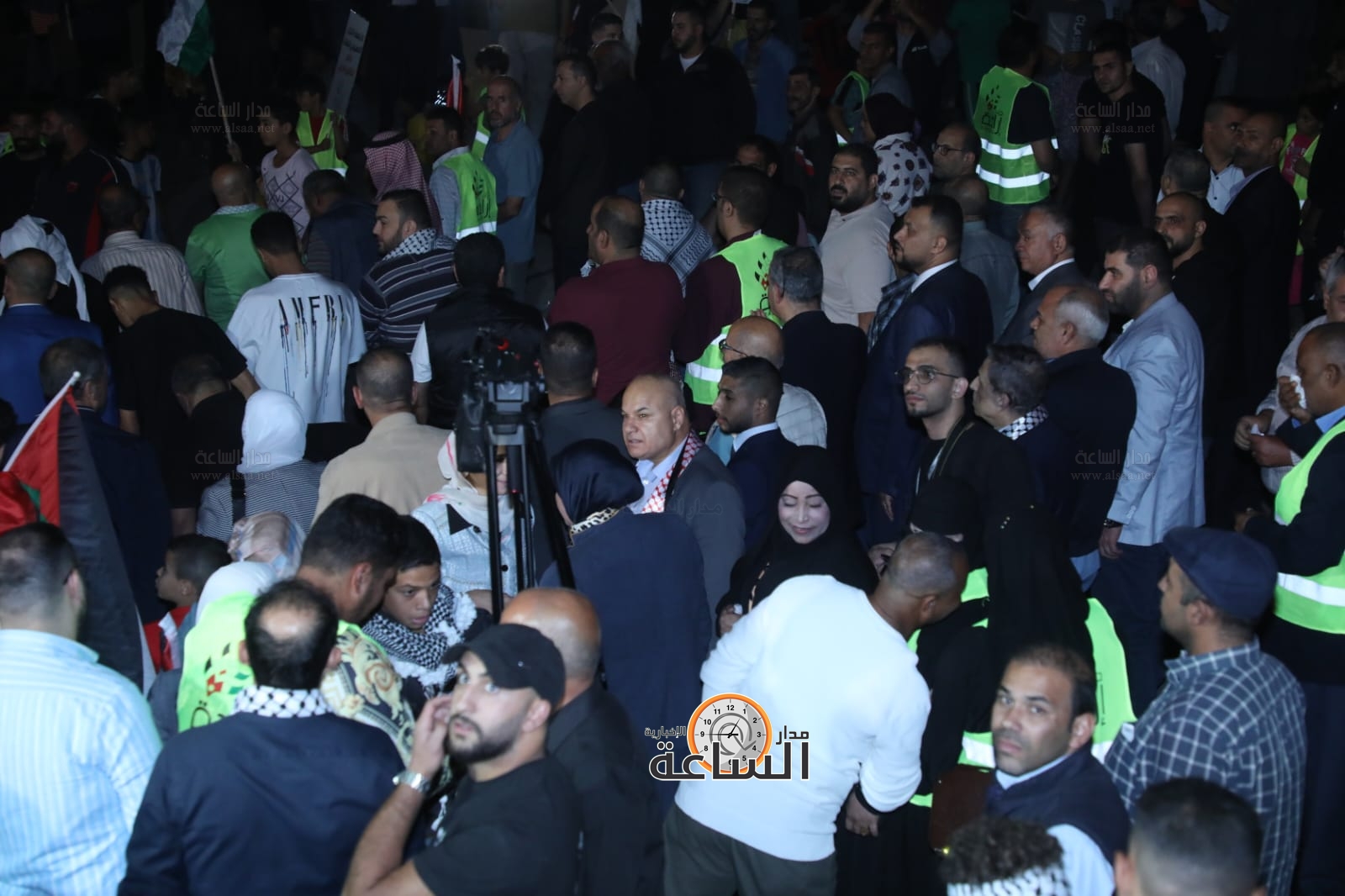 Madar Al-Saa Images 0.09669856652596254