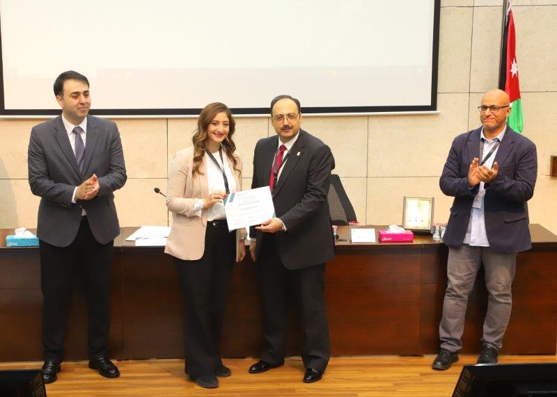 Madar Al-Saa Images 0.9431880856125086